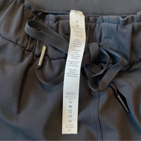 LULULEMON Black Luxtreme Keep Moving Pant, size 4 - Picture 4 of 11